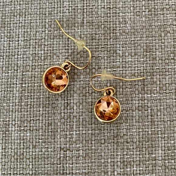 NWOT Earnings Peach Faceted Crystal and Gold Metal - Picture 3 of 6